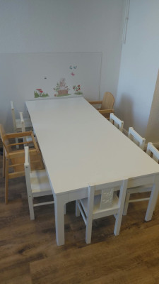 Raum 1 Essbereich/Basteln
